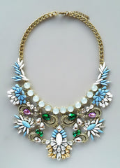 Éclat Statement Necklace